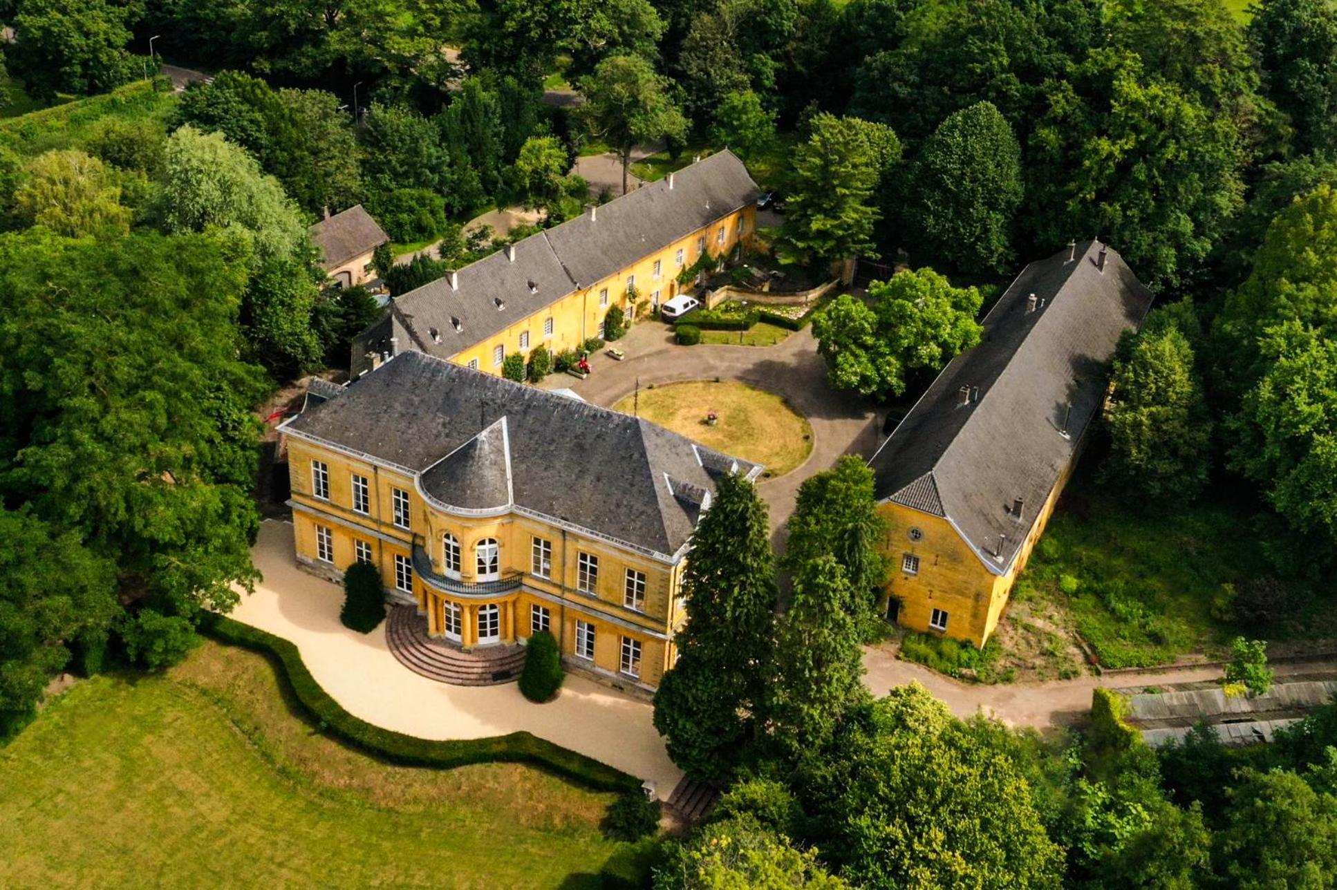 Hotel Kasteel Oost 法尔肯堡 外观 照片